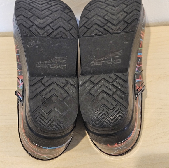 Dansko Women EU 37 US 7 Multicolor Streamer Professional Work Comfort Clogs - Picture 8 of 9